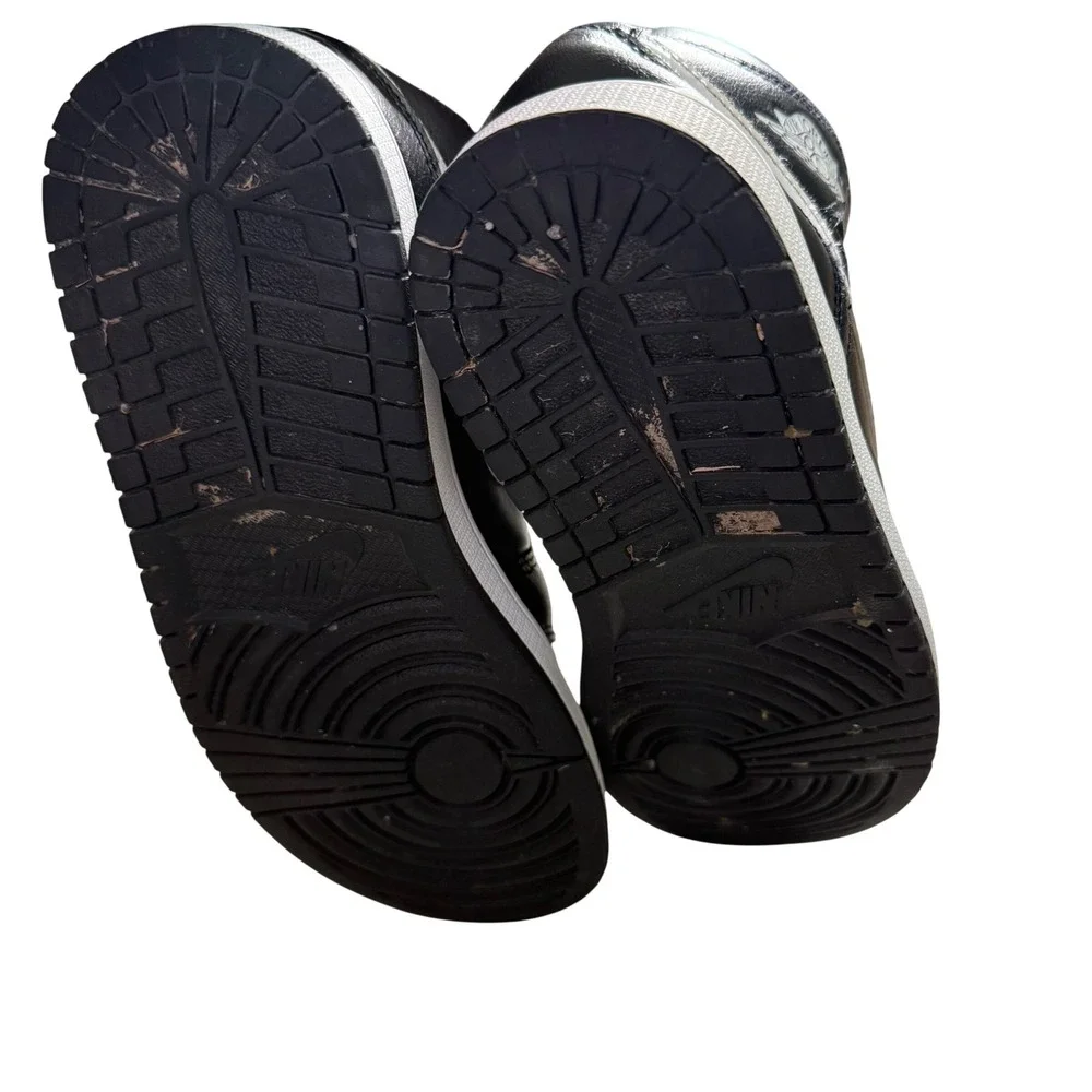 Nike Air Jordan 1 Mid Black White DV0991-001 Mens 8.5‎ Womens 10 Sneakers